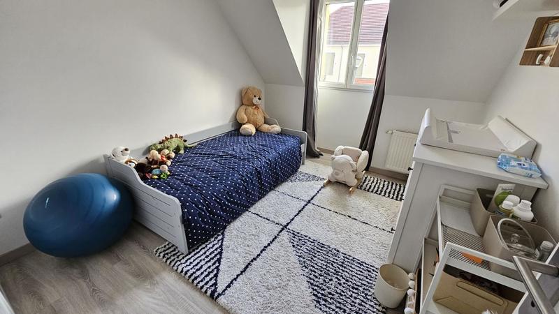 Maison - 95 m² - 4 pièces