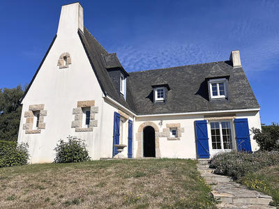 Maison - 152 m² - 7 pièces