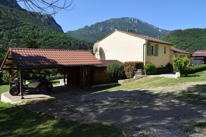 Villa - 152 m² - 11 pièces