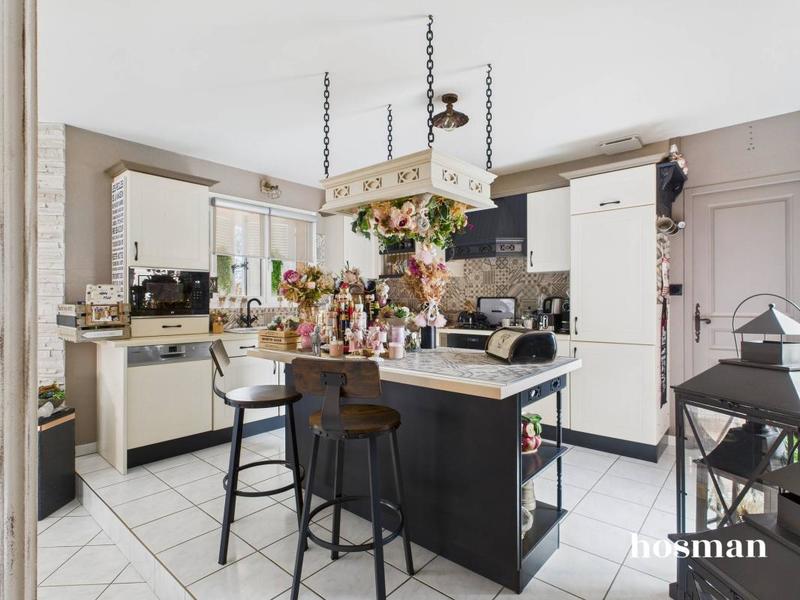 Maison - 130 m² - 5 pièces