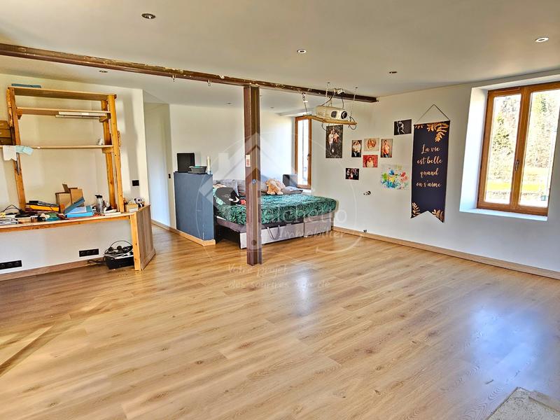 Maison - 120 m² - 4 pièces