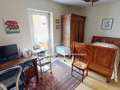 Maison - 174 m² - 7 pièces