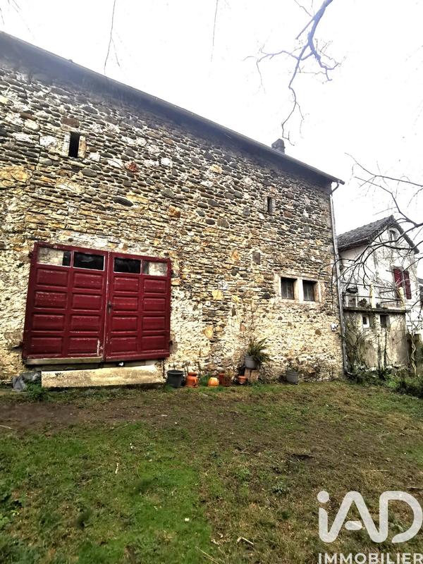 Maison - 262 m² - 8 pièces