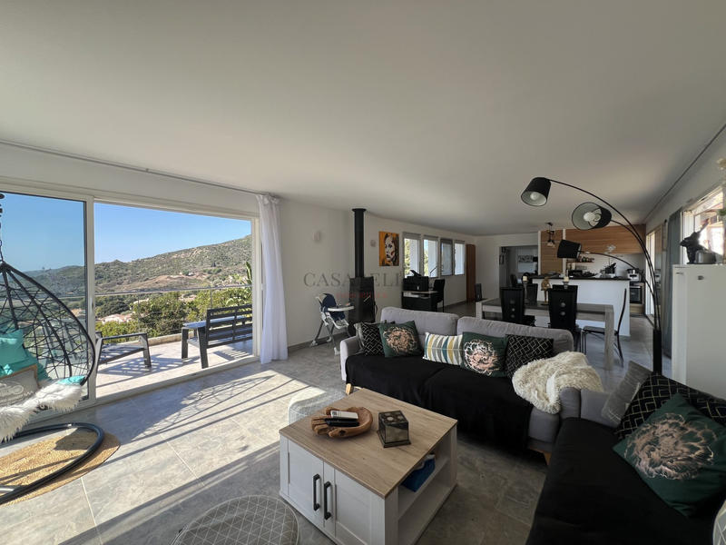 Villa - 179 m² - 7 pièces