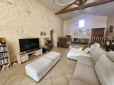 Maison - 177 m² - 7 pièces