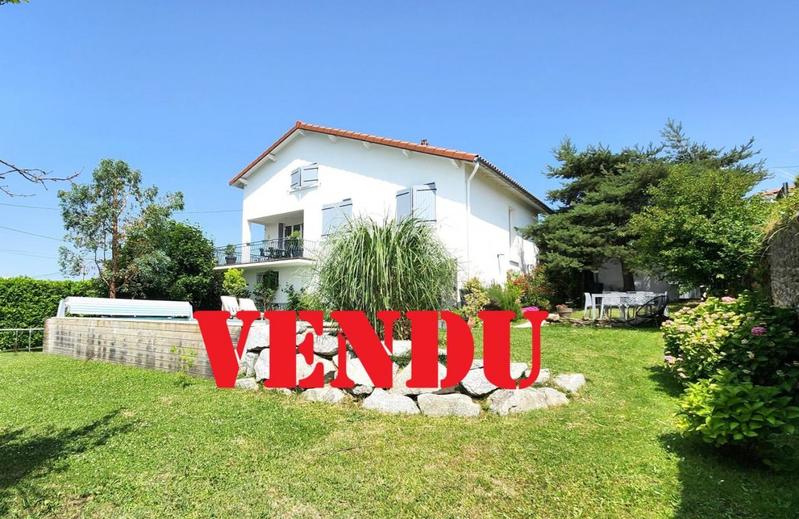 Maison - 160 m² - 6 pièces