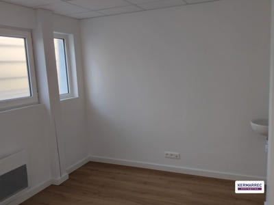 Bureau - 109 m²