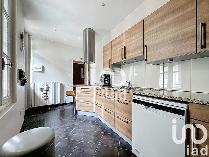 Maison de ville - 364 m² - 9 pièces