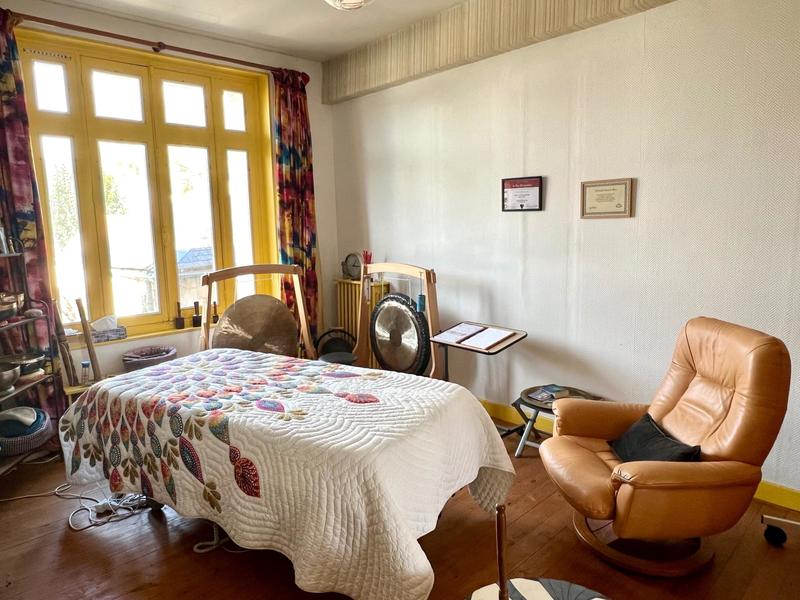 Maison - 362 m² - 11 pièces