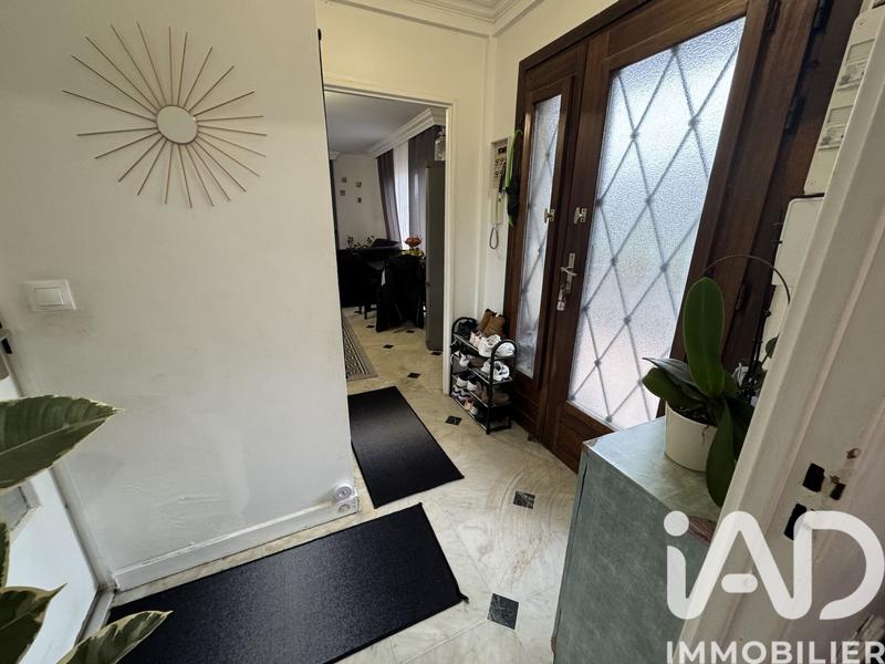 Maison - 210 m² - 9 pièces