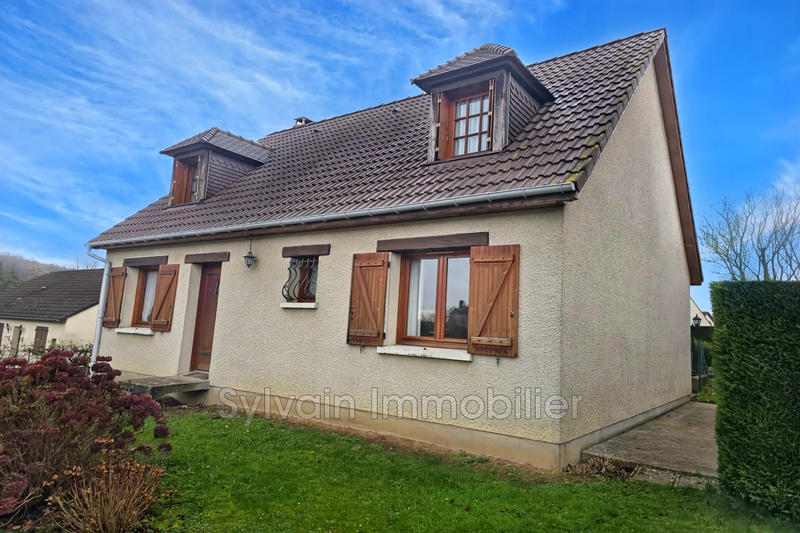 Maison - 101 m² - 5 pièces