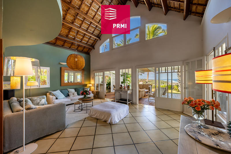 Maison - 210 m² - 7 pièces