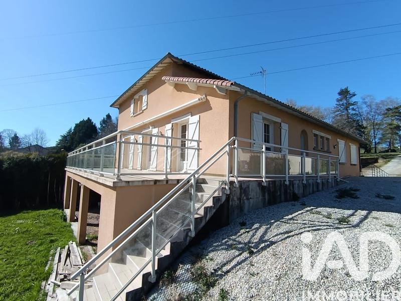 Maison - 135 m² - 7 pièces