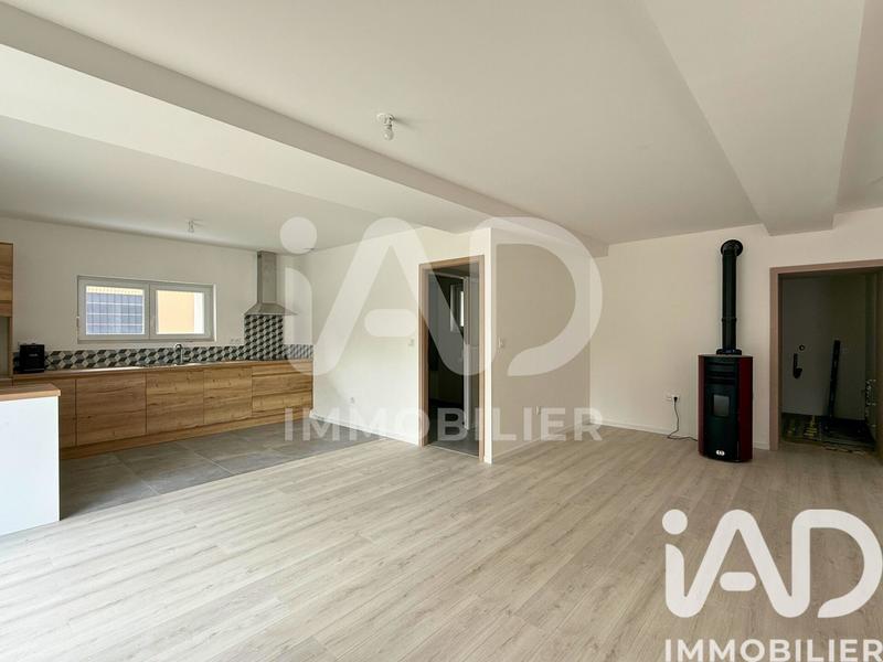 Immeuble - 210 m² - 3 pièces