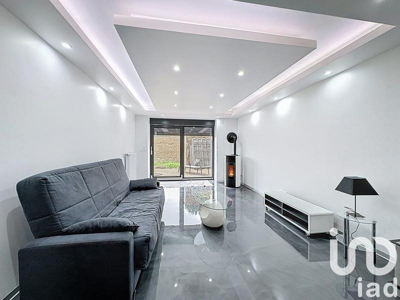 Maison - 250 m² - 10 pièces