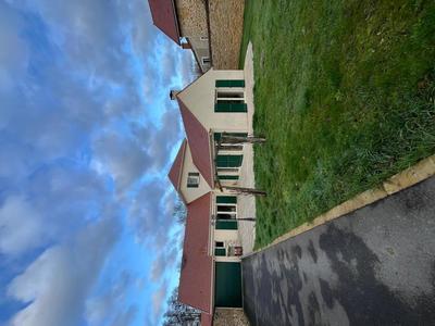 Maison - 200 m² - 8 pièces