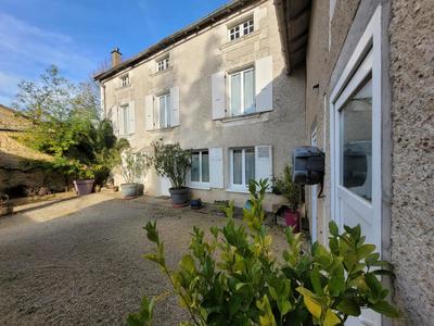 Maison - 139 m² - 4 pièces