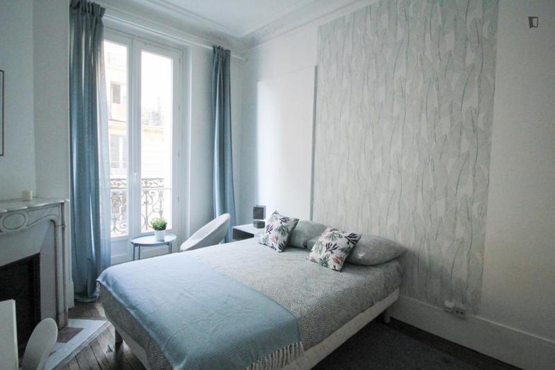 Chambre - 13 m² - 3 pièces