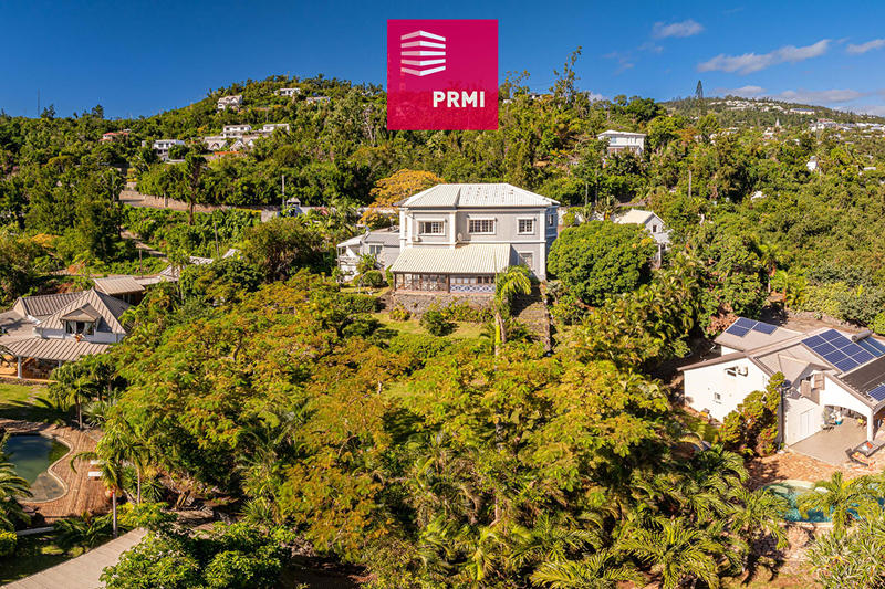 Maison - 400 m² - 8 pièces