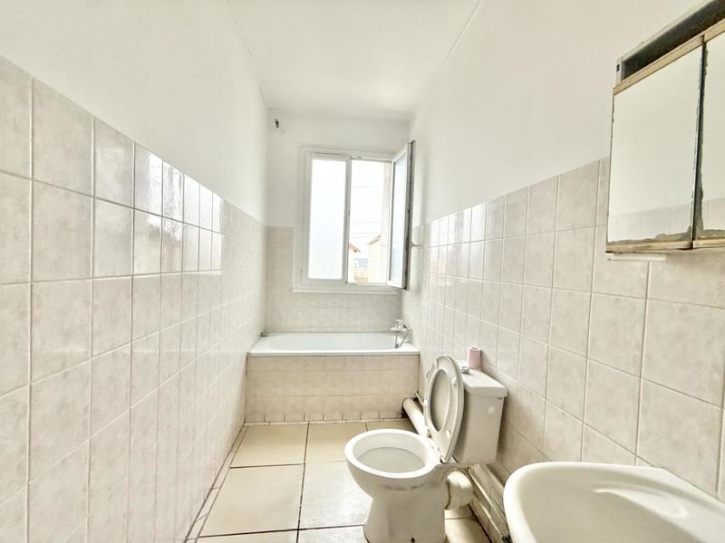 Maison - 180 m² - 8 pièces