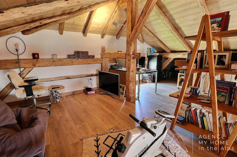 Châlet - 248 m² - 9 pièces