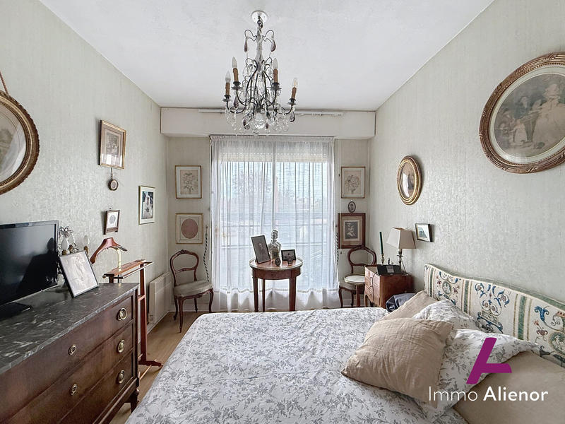 Appartement - 104 m² - 4 pièces