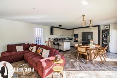 Maison - 148 m² - 6 pièces