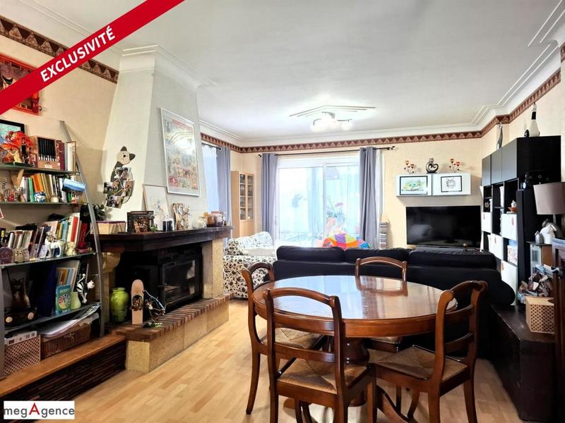 Maison - 220 m² - 7 pièces