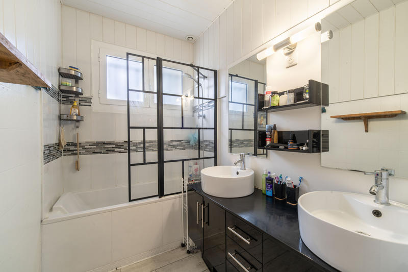 Maison - 138 m² - 6 pièces