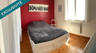 Maison - 200 m² - 9 pièces