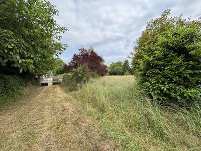 Parking / Garage - 2 100 m²