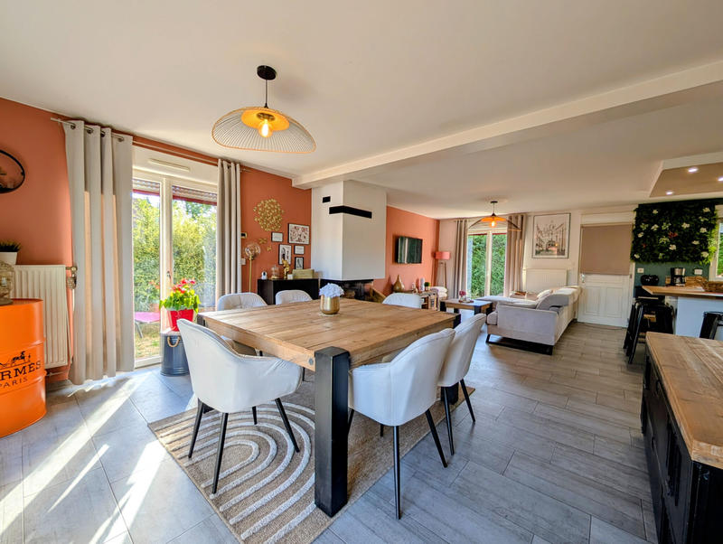 Maison - 145 m² - 7 pièces