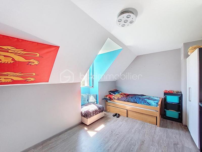 Pavillon - 137 m² - 6 pièces