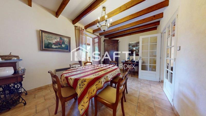 Maison - 137 m² - 6 pièces