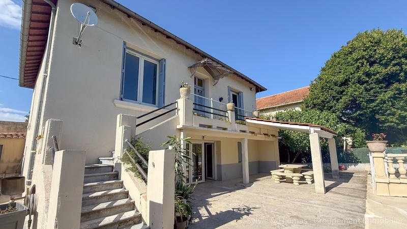 Maison - 181 m² - 5 pièces