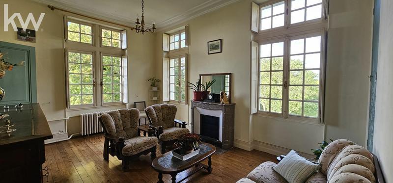 Maison de domaine équestre - 650 m² - 10 pièces