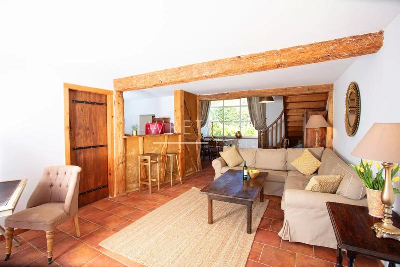 Château - 542 m² - 20 pièces