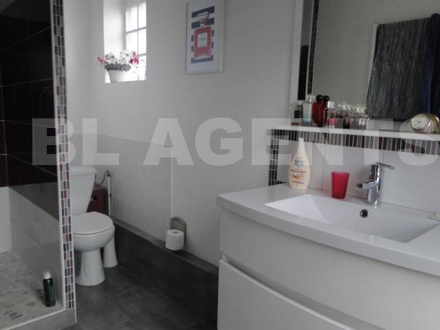 Pavillon - 95 m² - 5 pièces