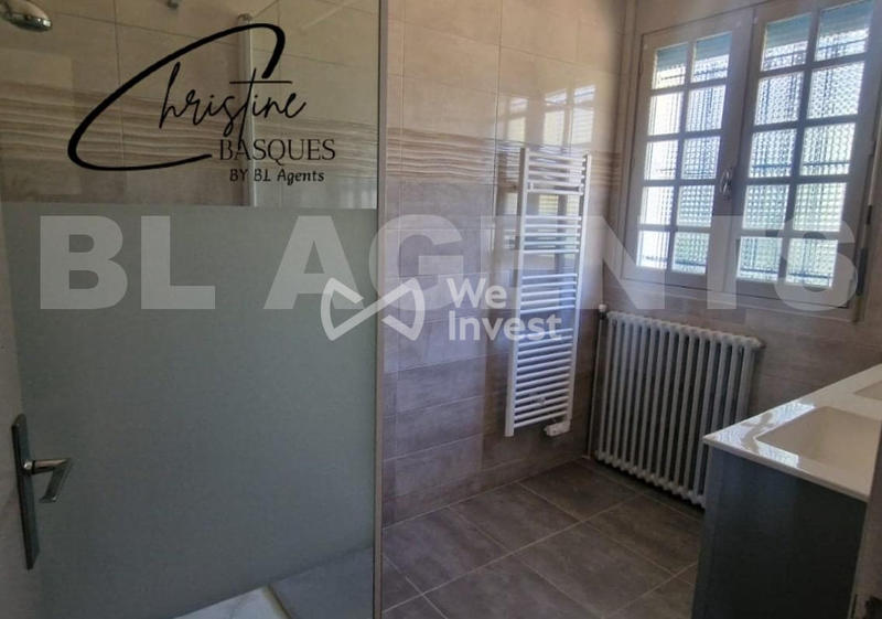 Maison - 93 m² - 5 pièces