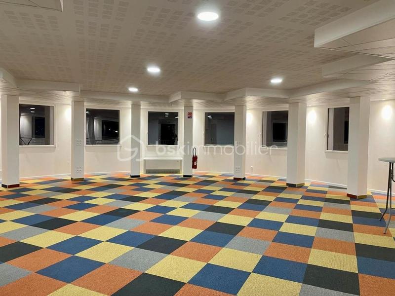 Bureau - 1 017 m² - 11 pièces