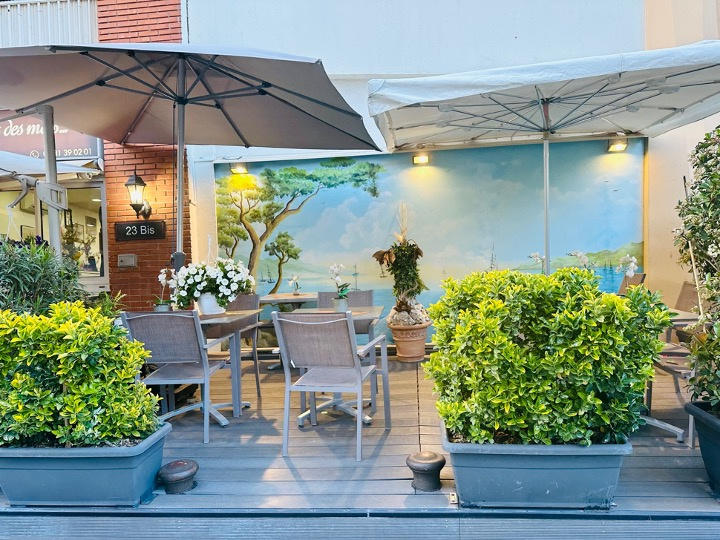 Fonds de commerce - Magasins - 62 m²