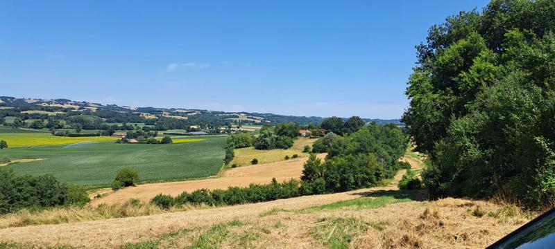 Maison - 400 m² - 8 pièces