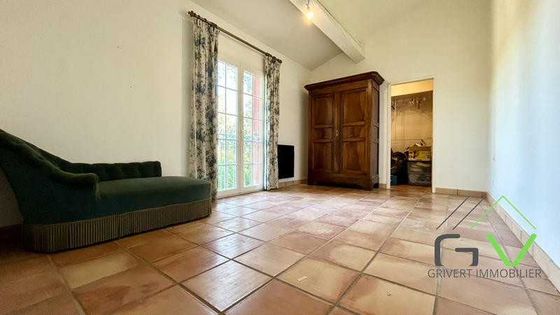 Villa - 140 m² - 5 pièces