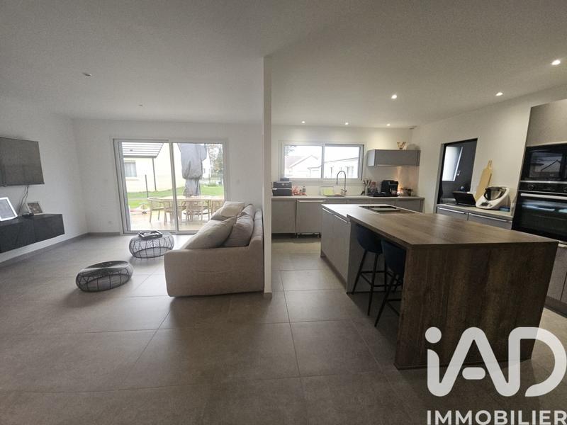 Maison - 109 m² - 4 pièces