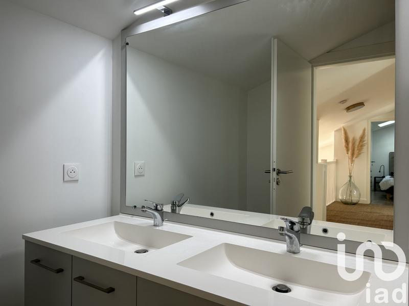 Appartement - 92 m² - 4 pièces