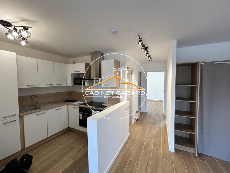 Appartement - 75 m² - 4 pièces