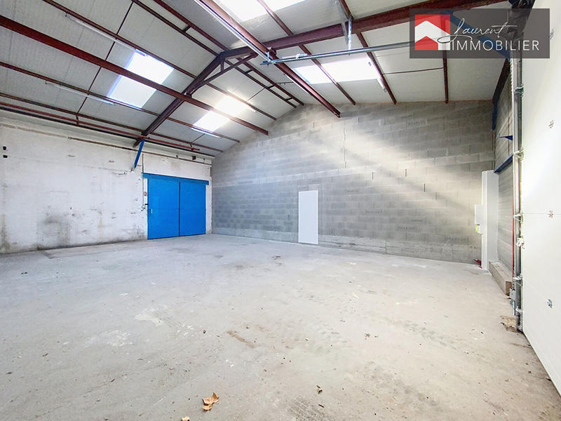 Local d'activité / Entrepôt - 184 m²