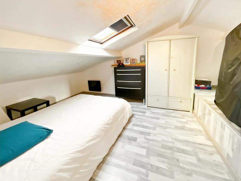 Maison - 187 m² - 6 pièces