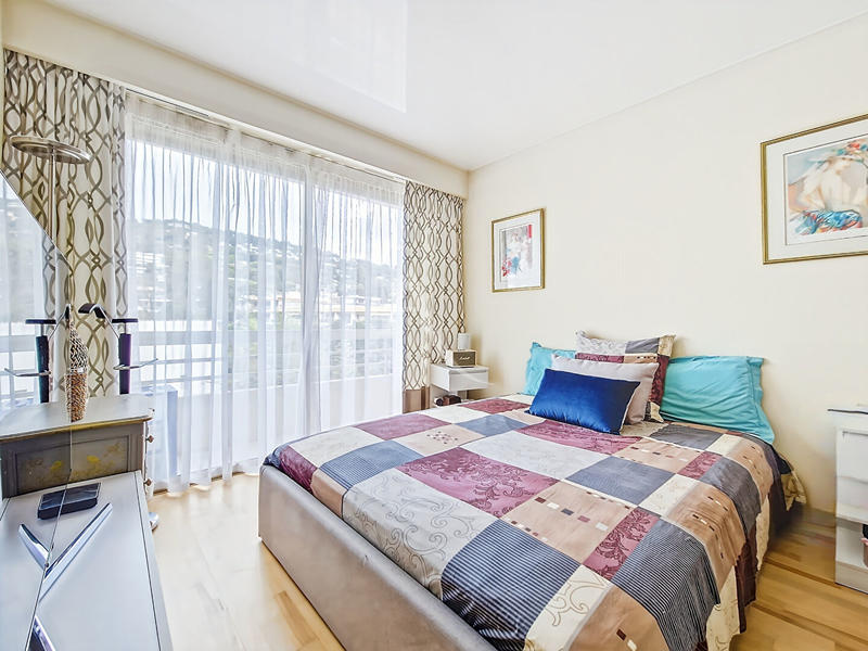 Appartement - 95 m² - 3 pièces