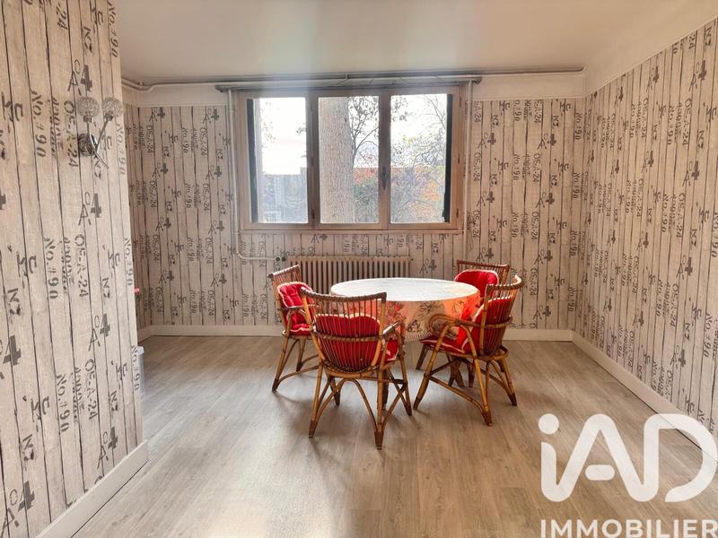 Maison - 98 m² - 5 pièces